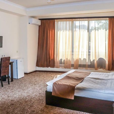 Yerevan Centre Hotel Luaran gambar