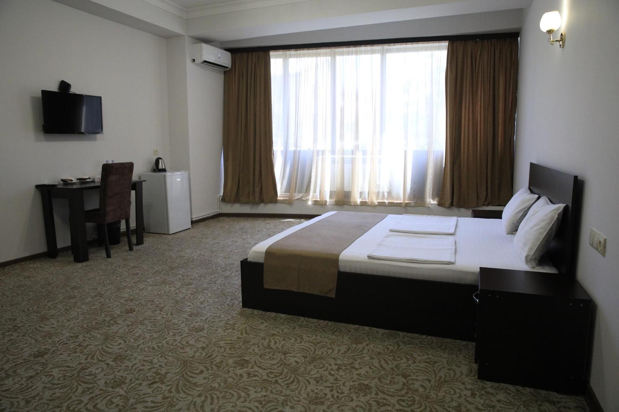 Yerevan Centre Hotel Luaran gambar