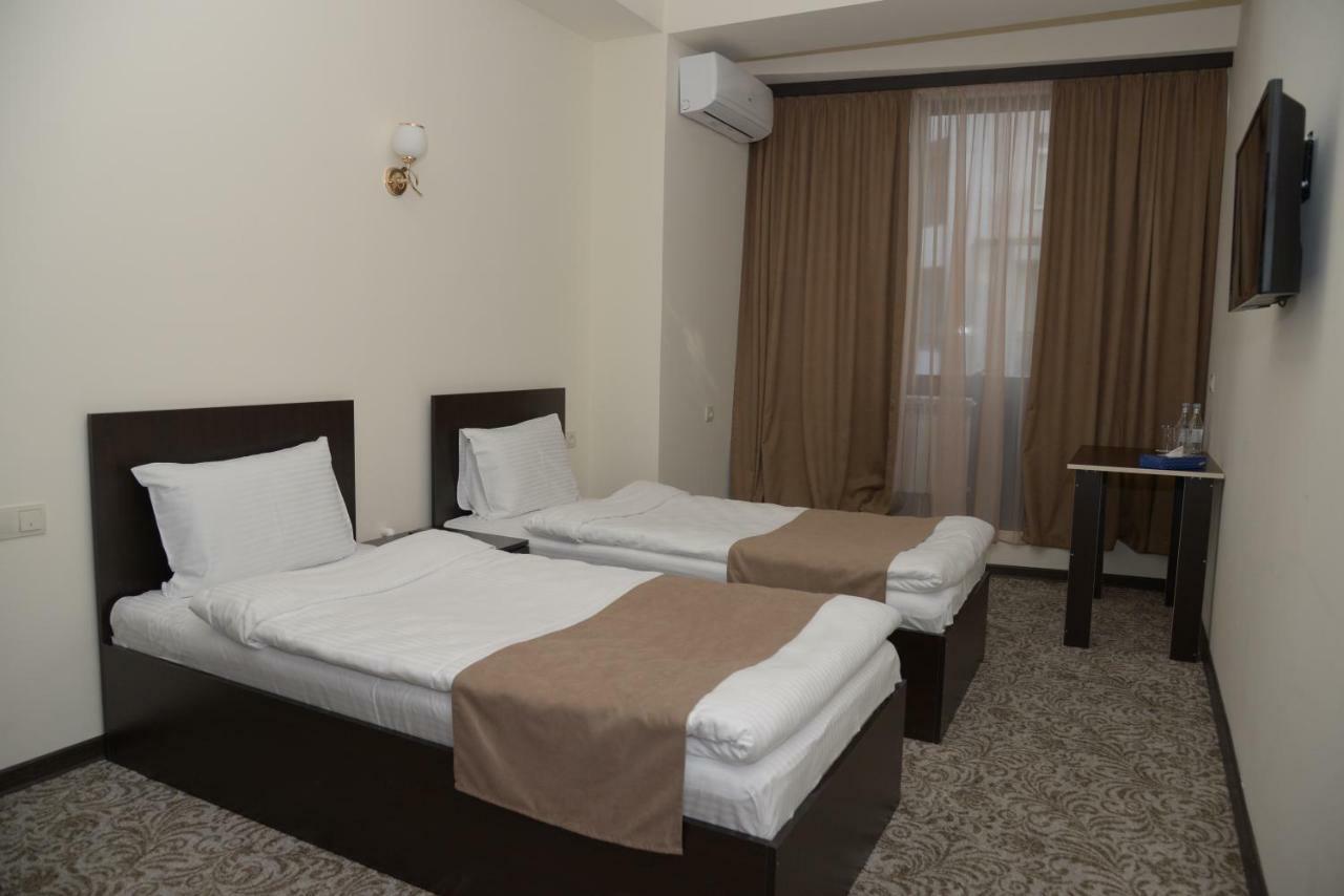 Yerevan Centre Hotel Luaran gambar